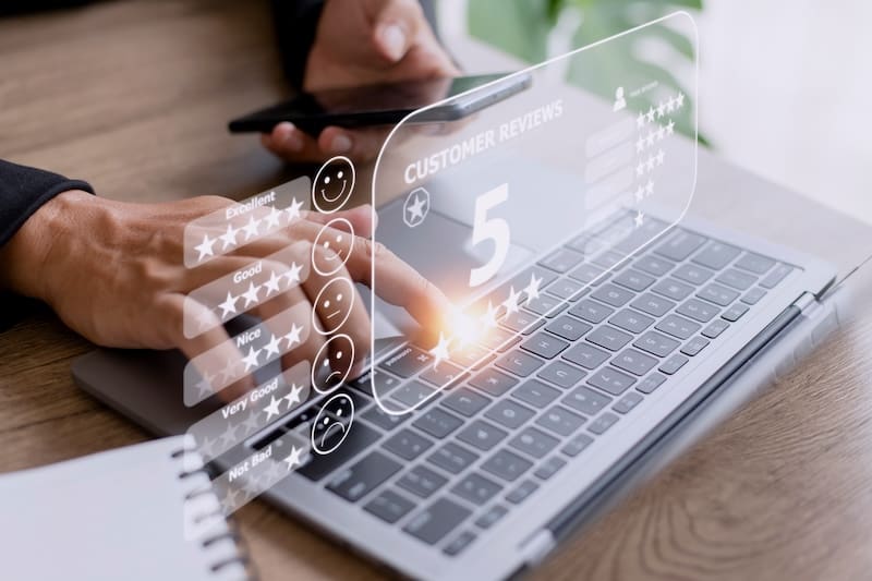 User gives rating to service experience on online application, Customer review satisfaction feedback survey concept, Customer can evaluate the quality of service leading to reputation ranking of the business.